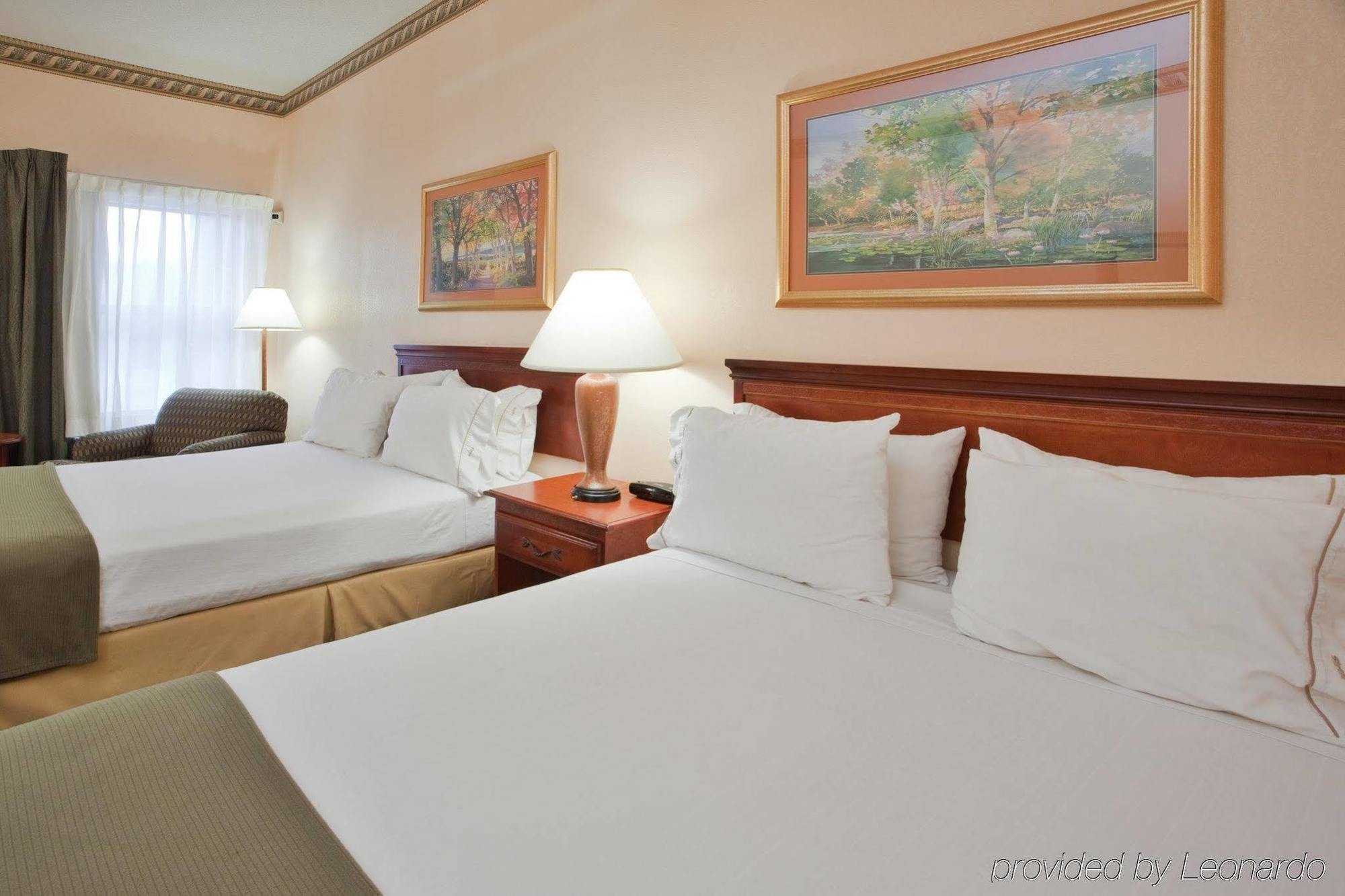 Holiday Inn Express - Plymouth By Ihg Bilik gambar